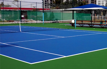 sân tennis ngoài trời