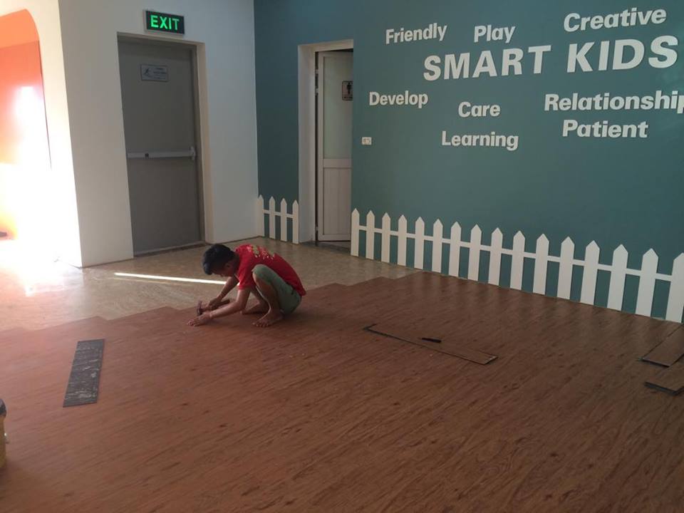 Sàn Nhựa Giả Gỗ Trường Mầm Non Smart Kids - Á Đông Floor .